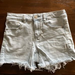 American Eagle Women’s Next Level Stretch Shorts Size 4